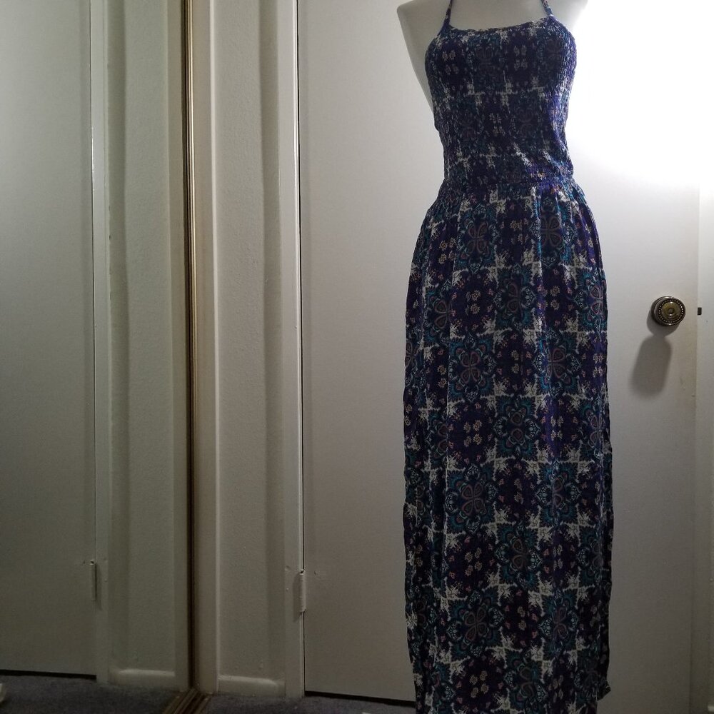 Derek & Heart Brand, long summer halter top Maxi dress, blue color , Size S